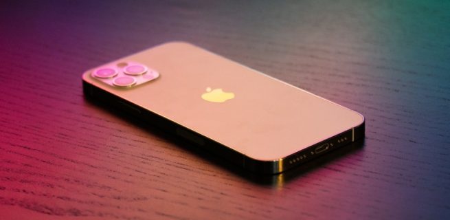 Apple ubacuje USB-C port na iPhone 14 Pro modele?
