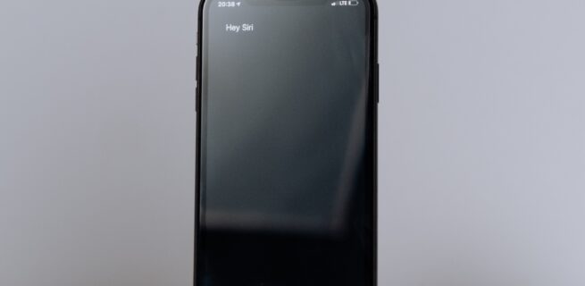 Kako da aktivirate Siri na vašem IPhone-u