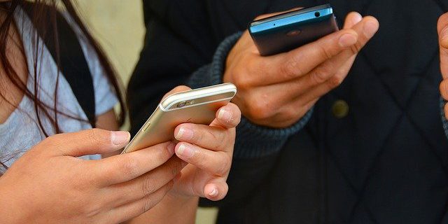 Kako da brže kucam tekst na mobilnom telefonu